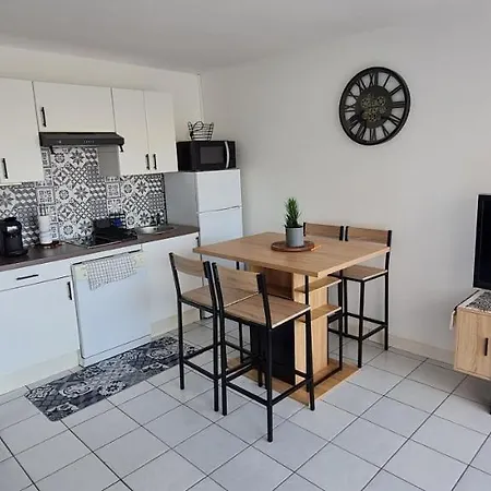 Climatisé Vue à 100m Du Môle Apartamento *